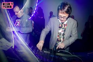 1374161_631845500214084_355476405_n