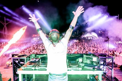 11665595_999875340044021_4007418978384685310_n-820x547