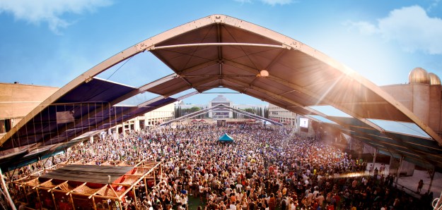 spi2930_5933_sonarvillage_arielmartini