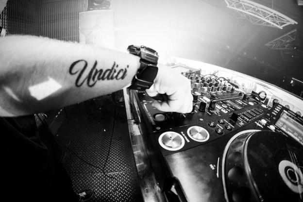 27858017_1765146610212457_6402068733371996513_n