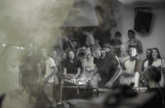 Frank Wiedemann aka AME live