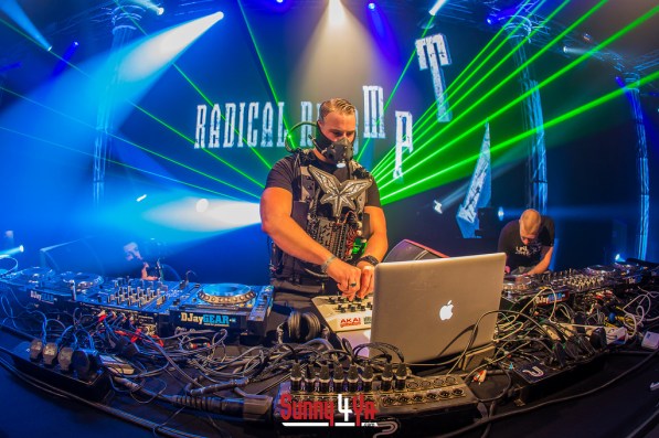 13703869625_4920905fbb_b